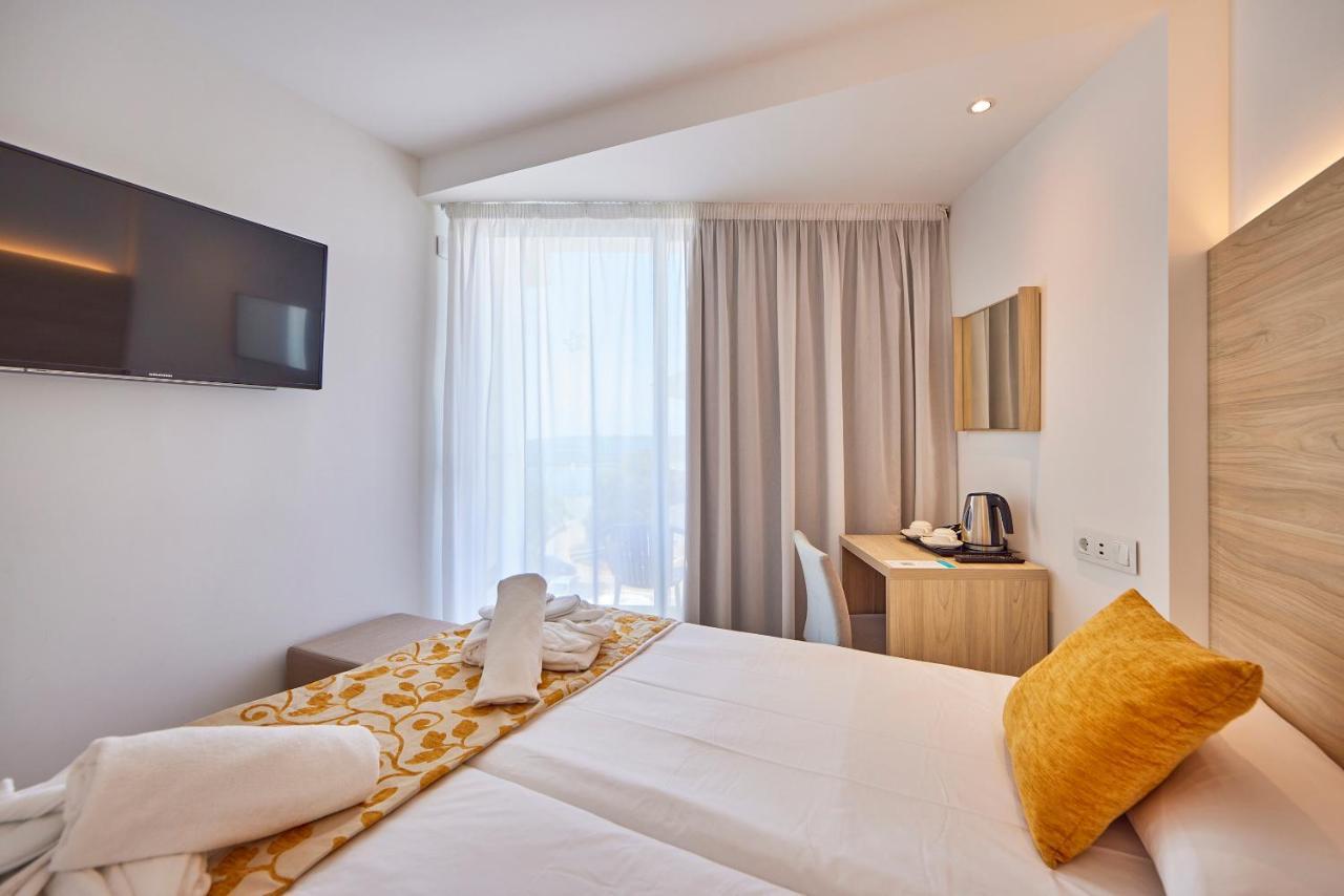 Hotel Ilusion Moreyo - Adults Only Кала Бона Екстериор снимка