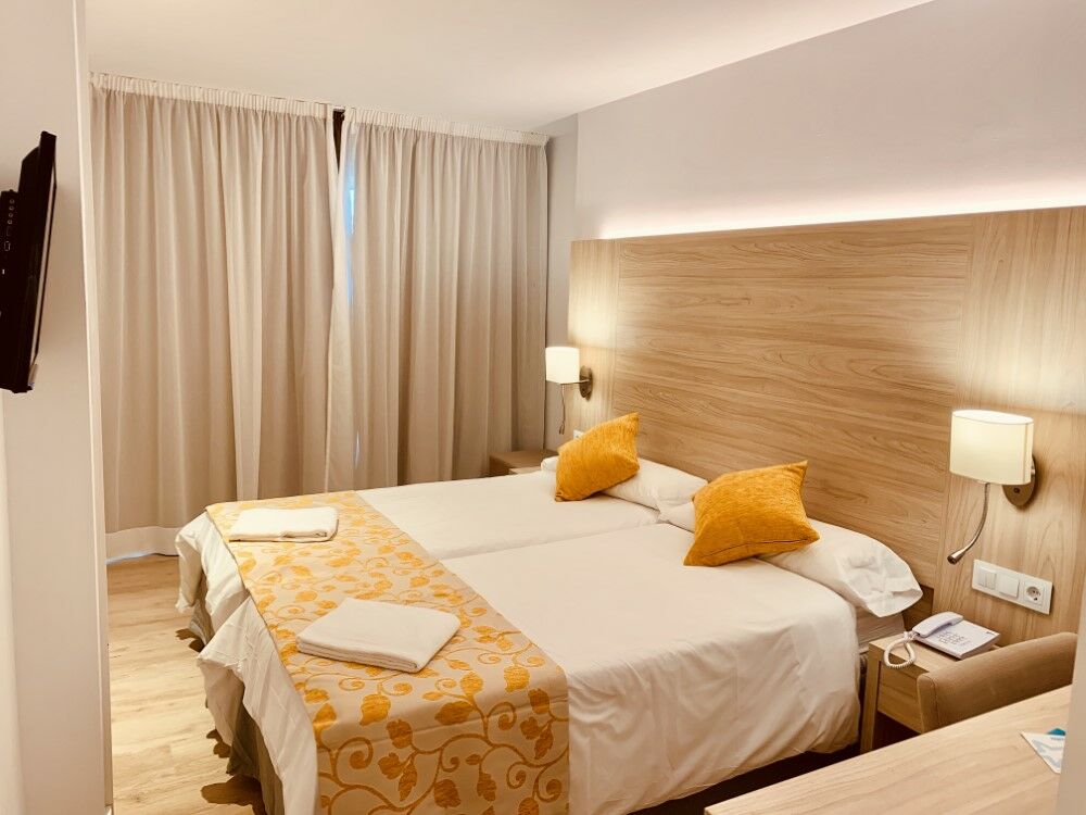 Hotel Ilusion Moreyo - Adults Only Кала Бона Екстериор снимка